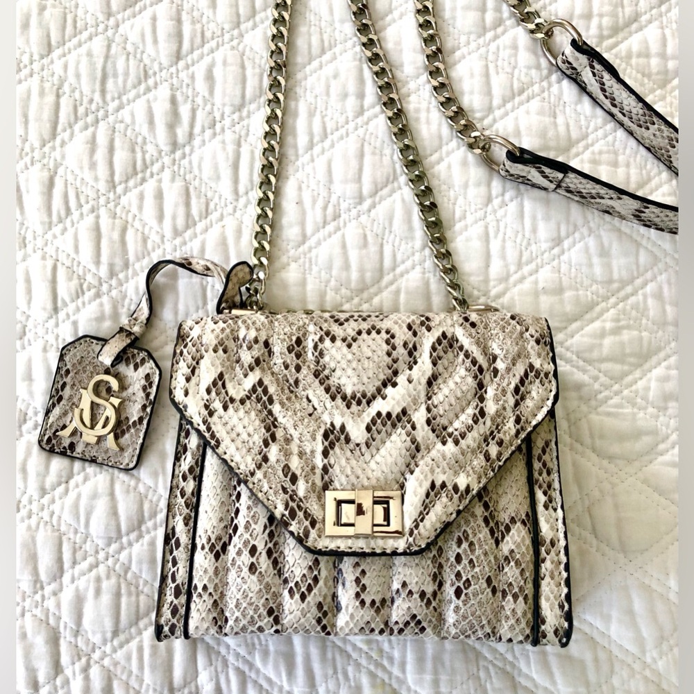 Steve Madden Small Beige Snake Print Crossbody Bag w/Chain Strap